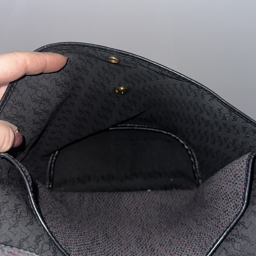 YSL crossbody.  Excellent used condition! - Picture 12 of 17